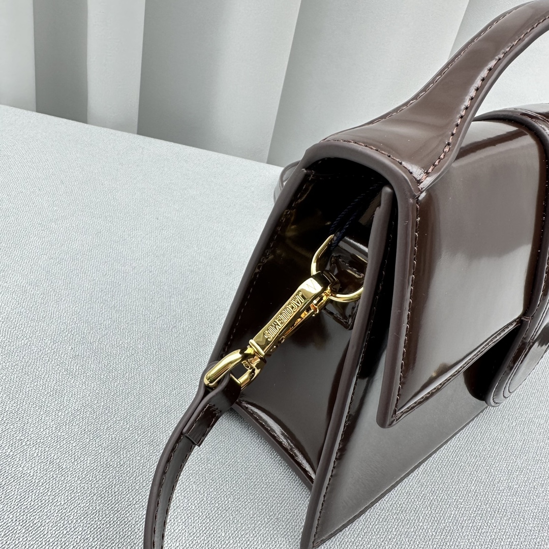 Jacquemus Satchel Bags